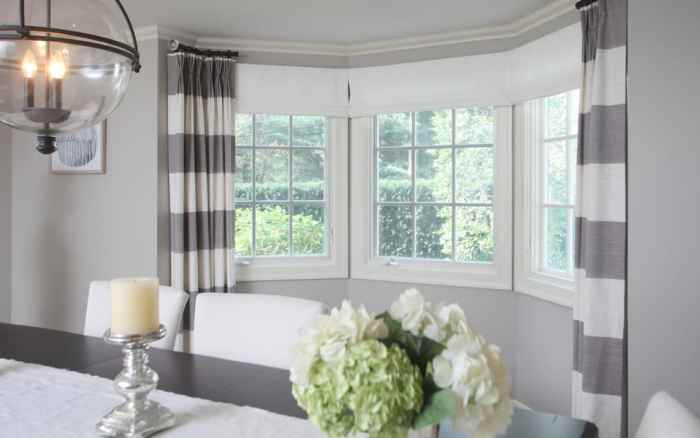 How decorate bay window