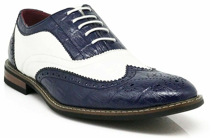 Oxford tip shoes